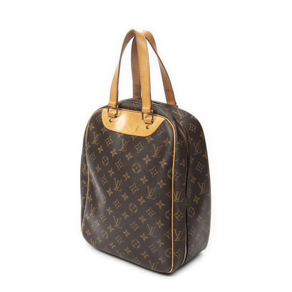 Louis Vuitton Excursion - Picture 2 of 10